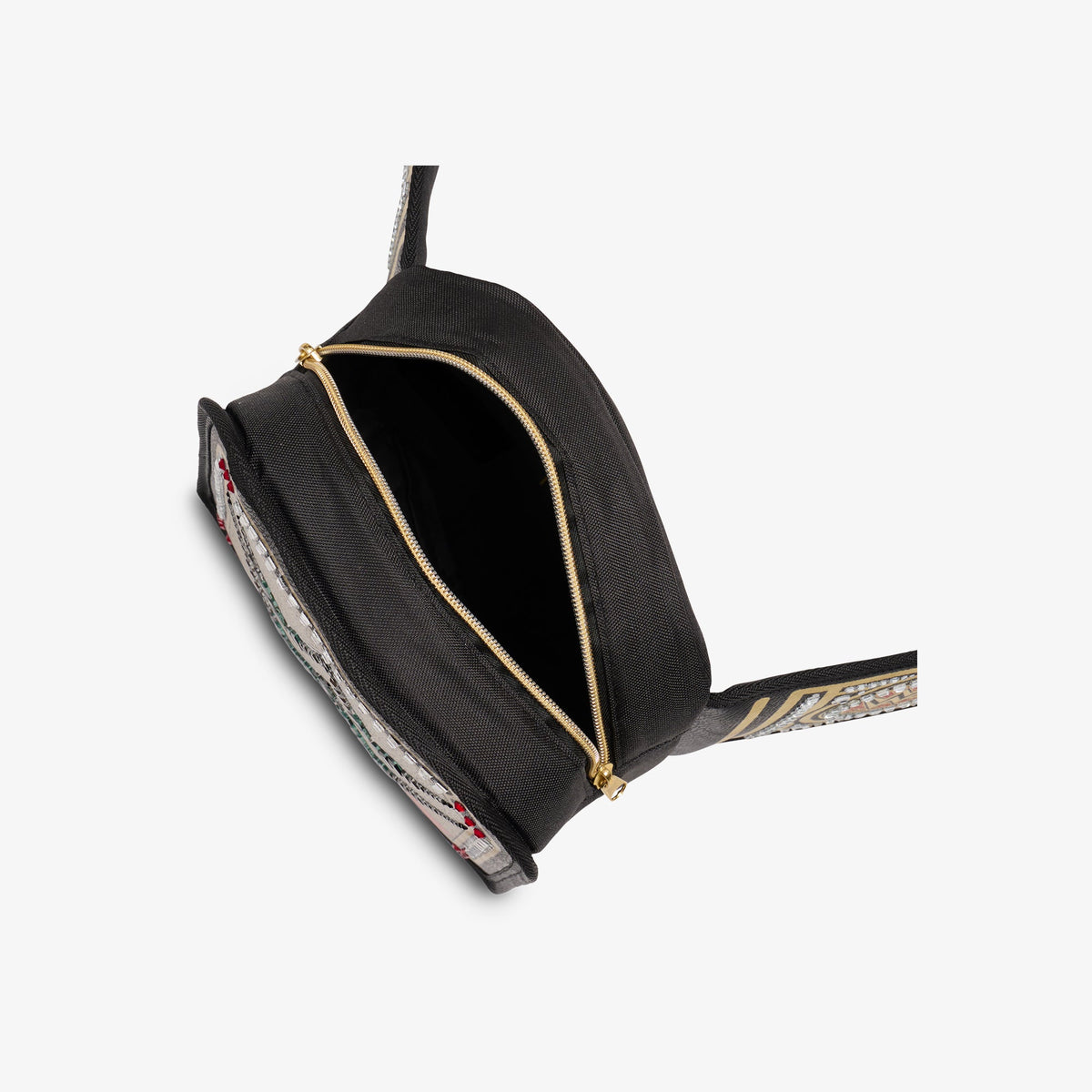 undisputed-wwe-championship-fanny-pack-f5 00027856-O.jpg