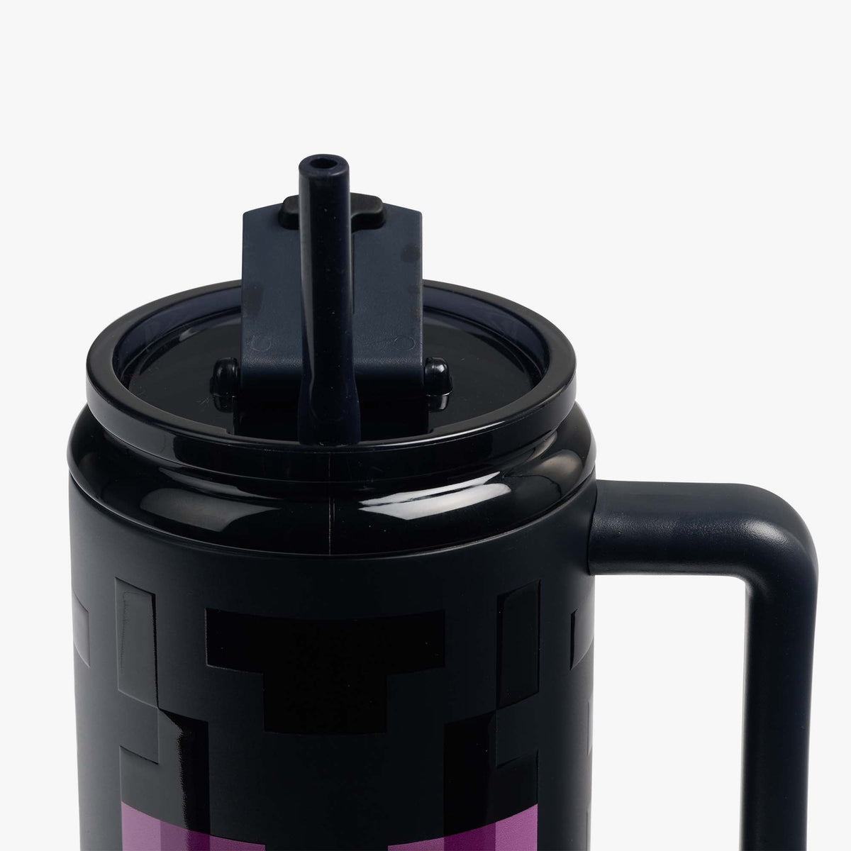 minecraft-enderman-32-oz-travel-mug-p0 00027992-STRW.jpg