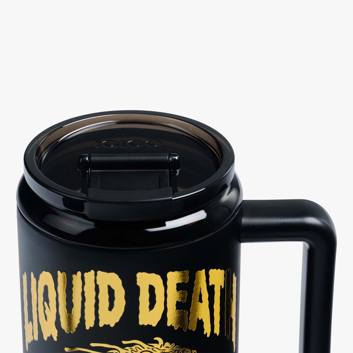 liquid-death-32-oz-cold-blooded-travel-mug-s3 00028053-L.jpg