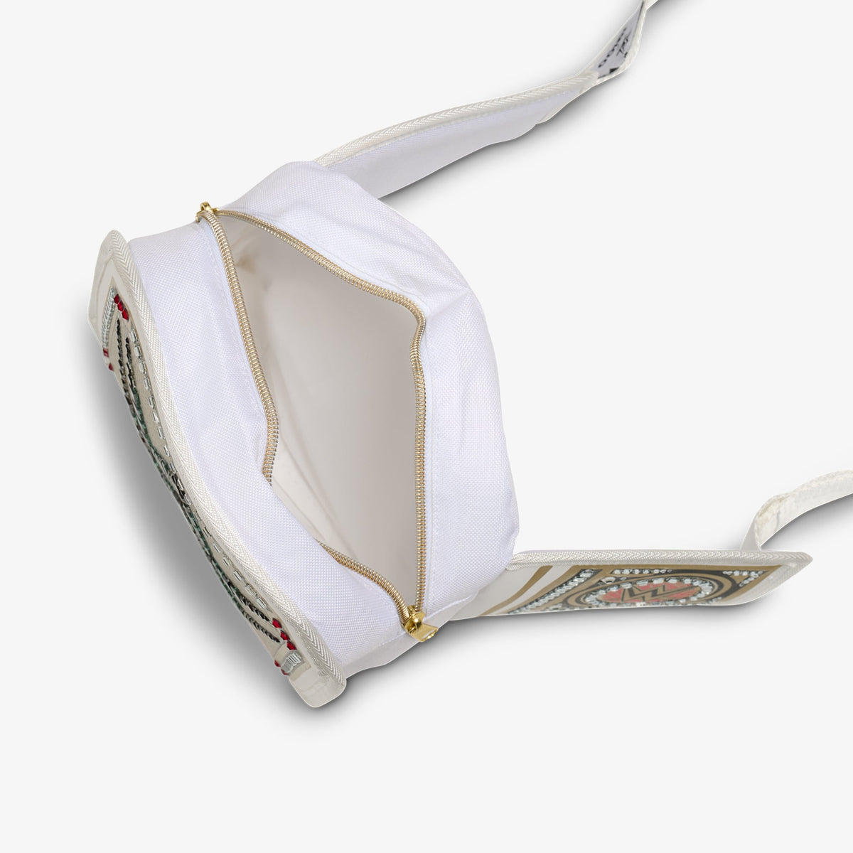 wwe-women-s-championship-fanny-pack-b2 00066640-O2.jpg