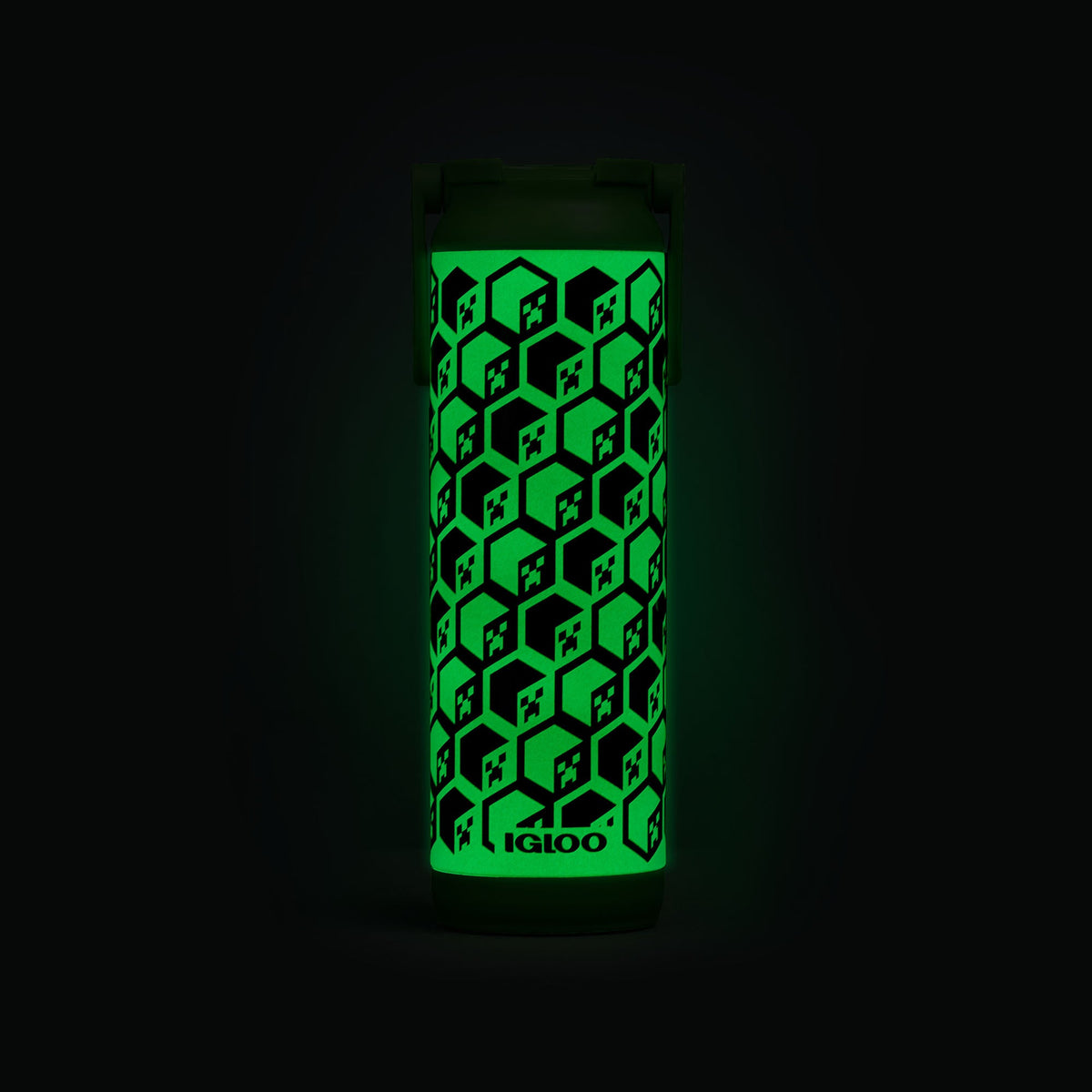 minecraft-creeper-glow-in-the-dark-20-oz-bottle-q6 00071605-GLF.jpg