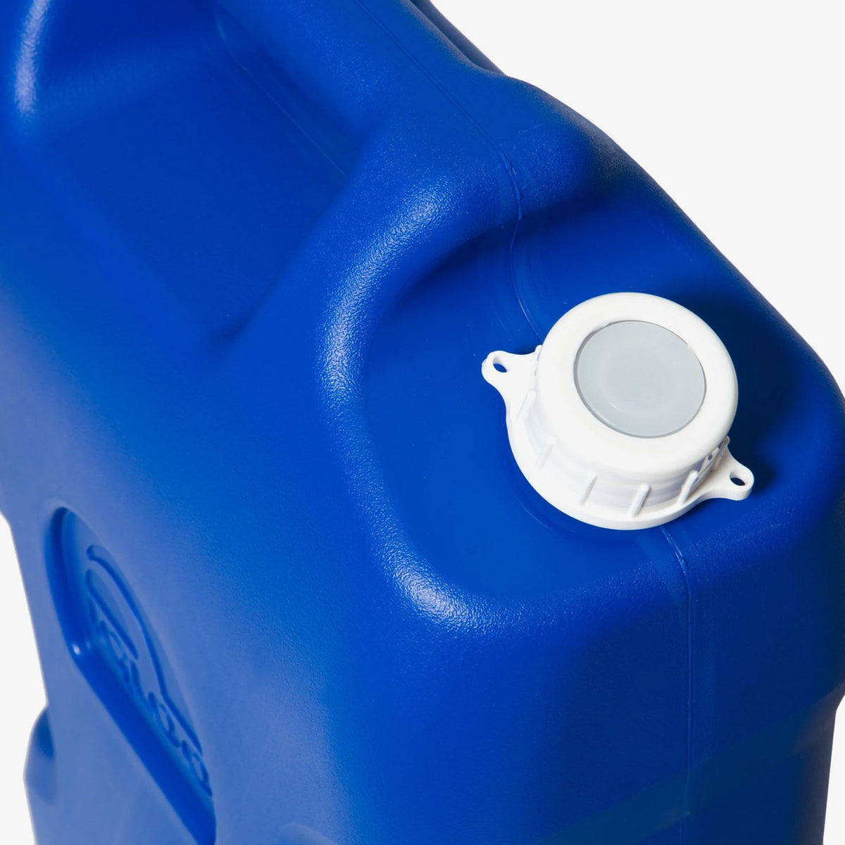 6-gallon-water-container-n5 42154-6-gallon-water-container-ii-majestic-blue-top.jpg
